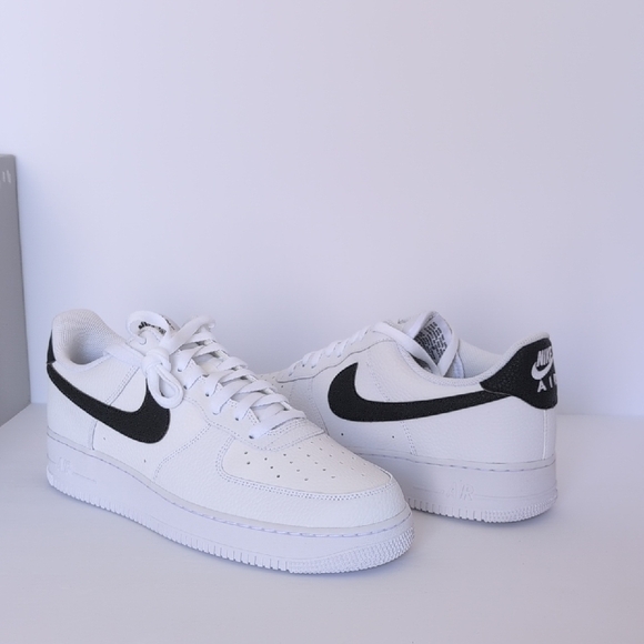 Air Force 1 Nike White & Black US 13M - Picture 6 of 10
